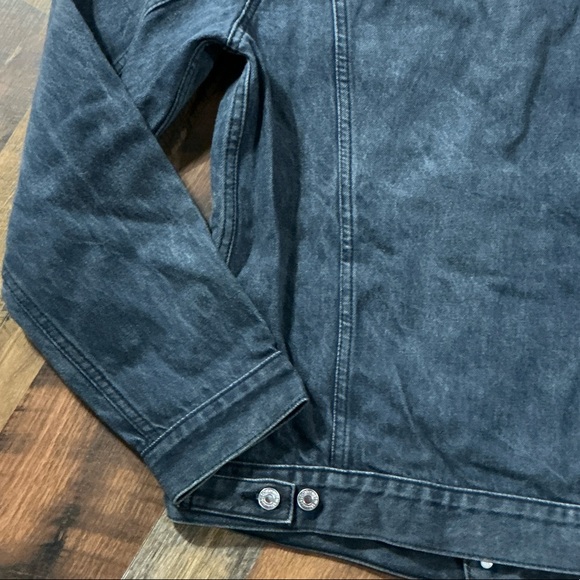 Levi's Men's Dark Wash Denim Trucker Jacket - Size L - Picture 7 of 7